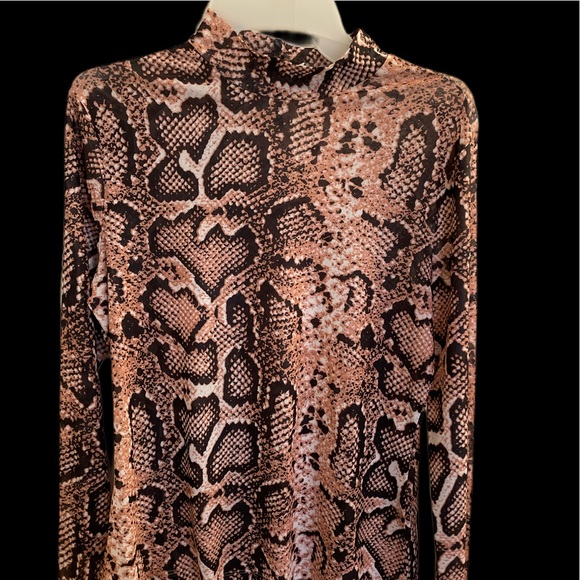 Sheer snakeskin pattern mock turtleneck size xl - Picture 2 of 3